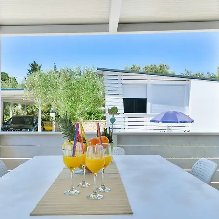 Mobile House Nord 2 Laguna * Turanj