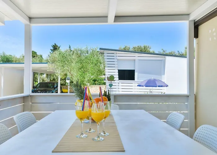 Mobile House Nord 2 Laguna * Turanj